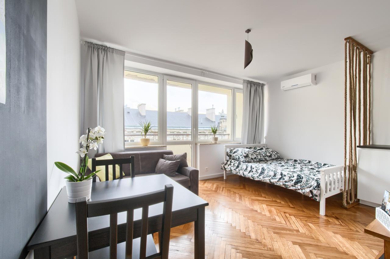 Central Station Apartment - Wilcza Varşovia Exterior foto